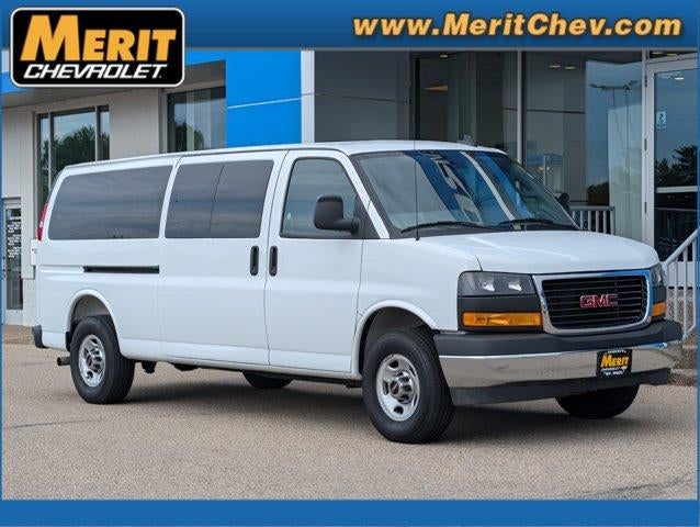 2025 GMC Savana Passenger